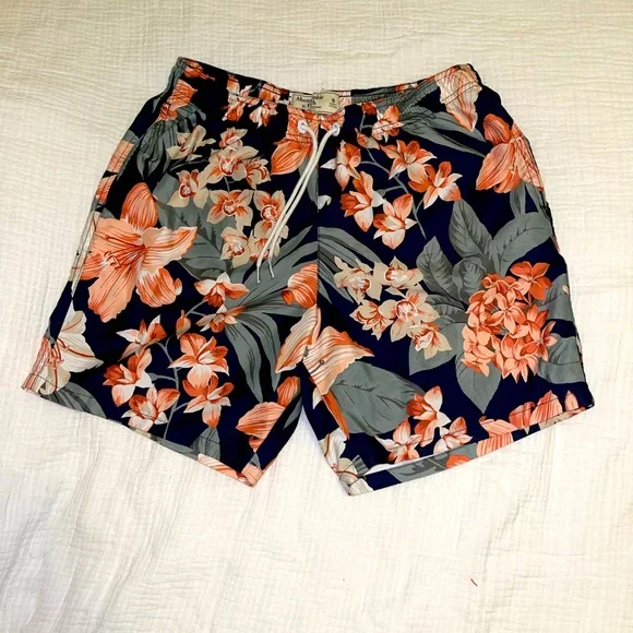 Abercrombie and fitch swim trunks size S - Picture 2 of 8